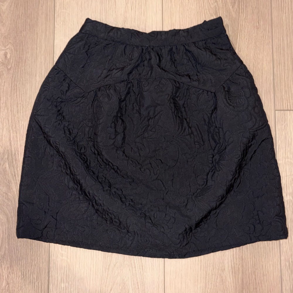 Zara Elegant Black Quilted Skirt